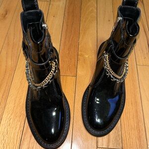 Zadig & Voltaire Black Patent Leather Boots with Gold Chain